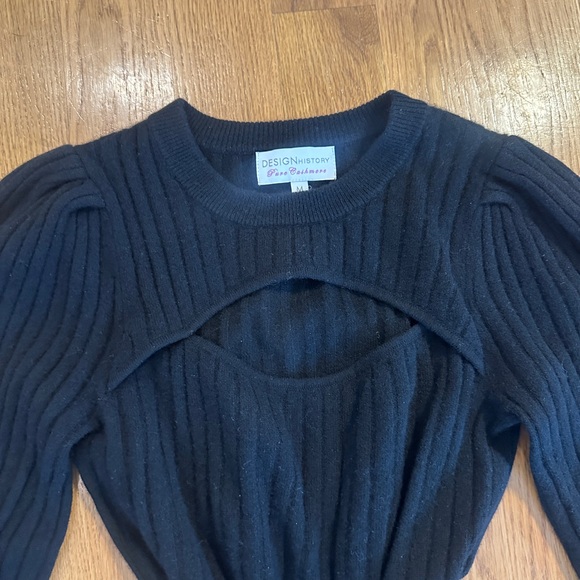 DESIGN History Pure Cashmere Keyhole Sweater - Picture 5 of 6